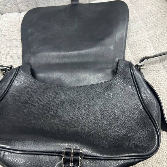 Vintage Prada Vacchetta messenger ❤️leather tin & out - Picture 6 of 15